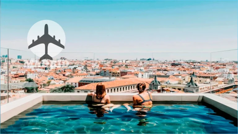 Hotels in Madrid: Pool